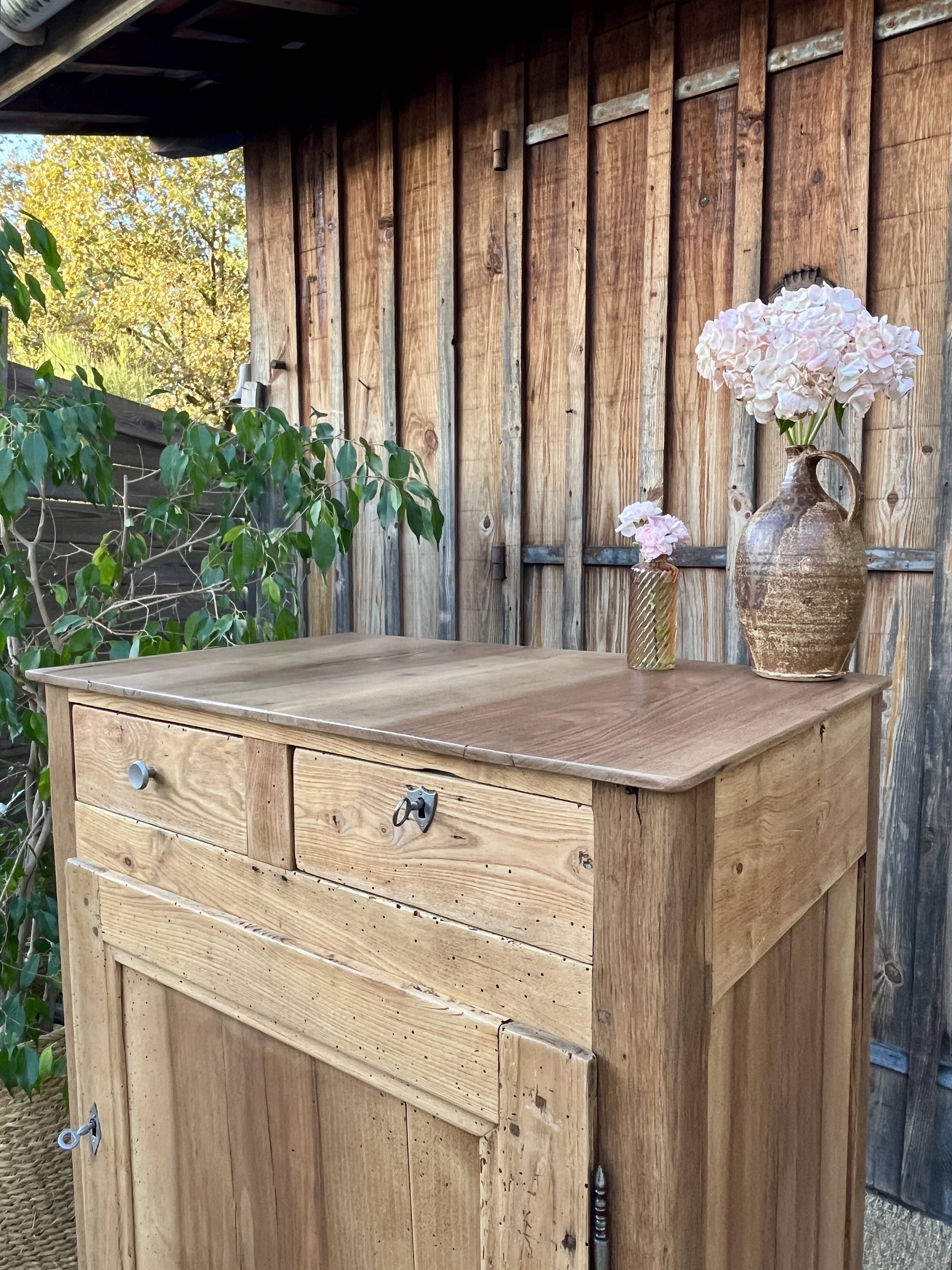 Country-style jam buffet
