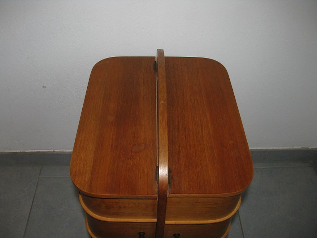 Travailleuse en teck asystent 1960/70s