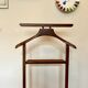 Valet de chambre on dark wood wheels