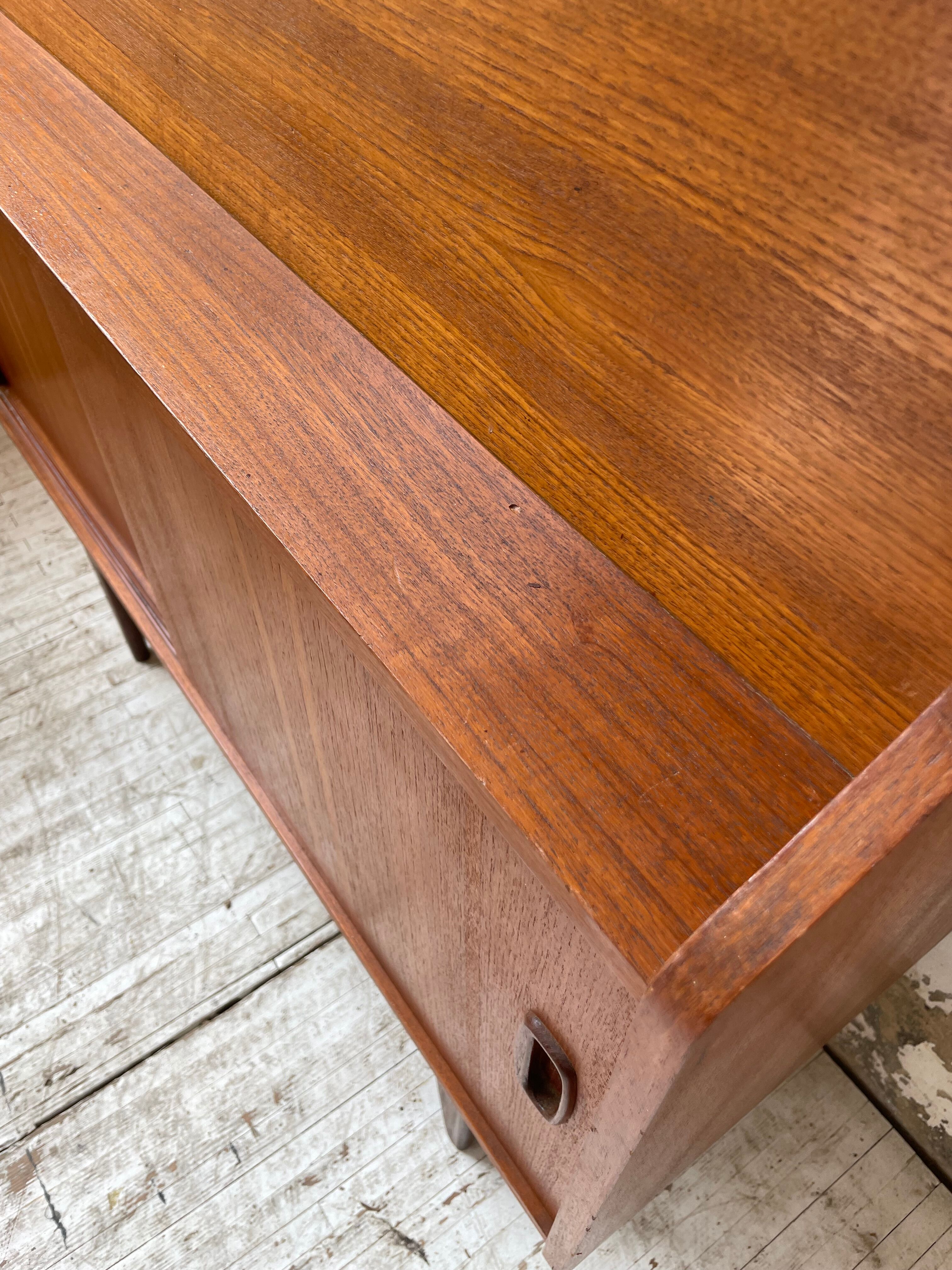 Secretary Samcom teck 1960