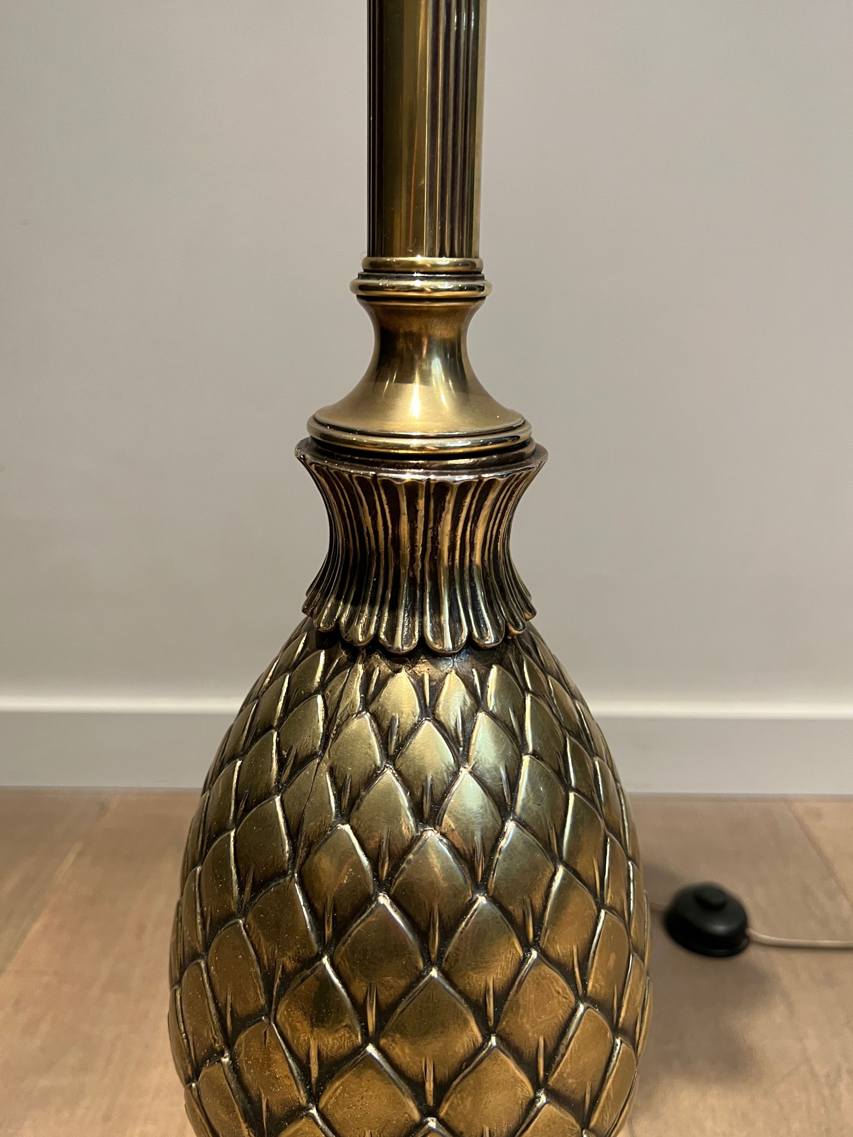 Pineapple floor lamp in brass