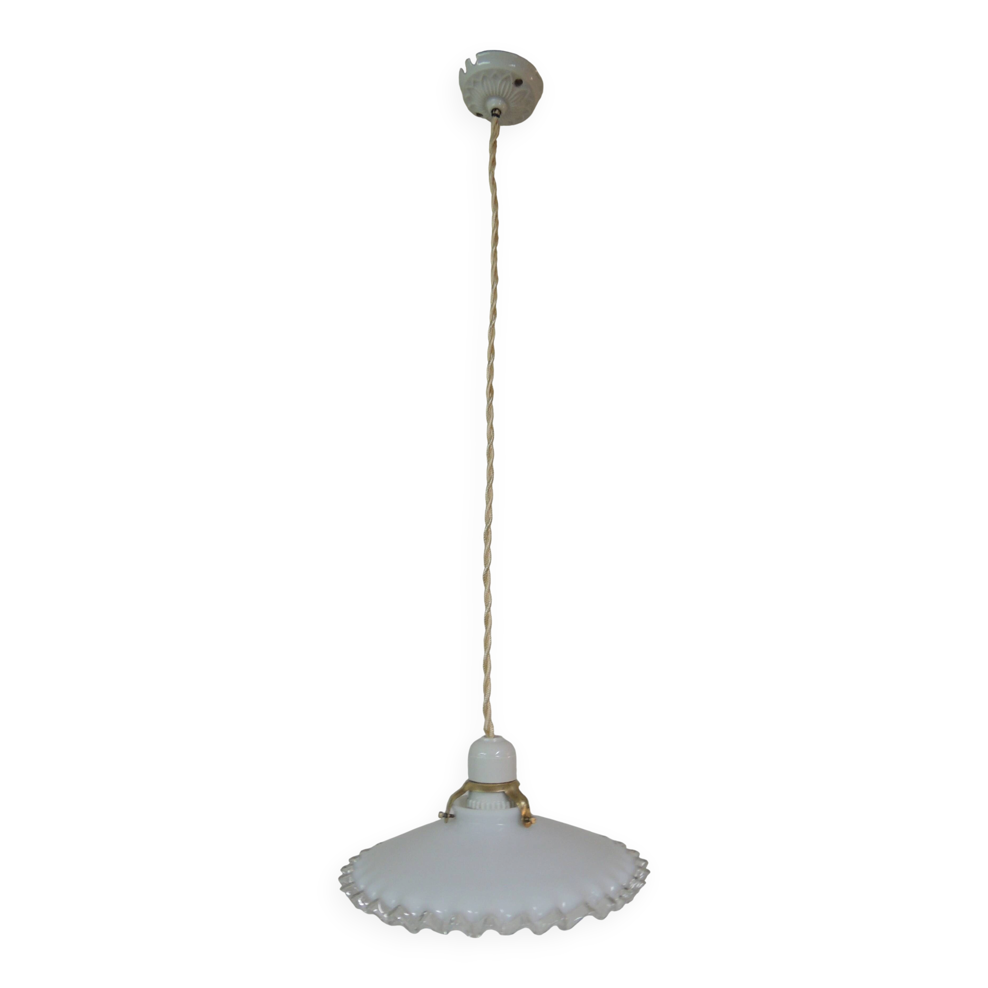Lace suspension
