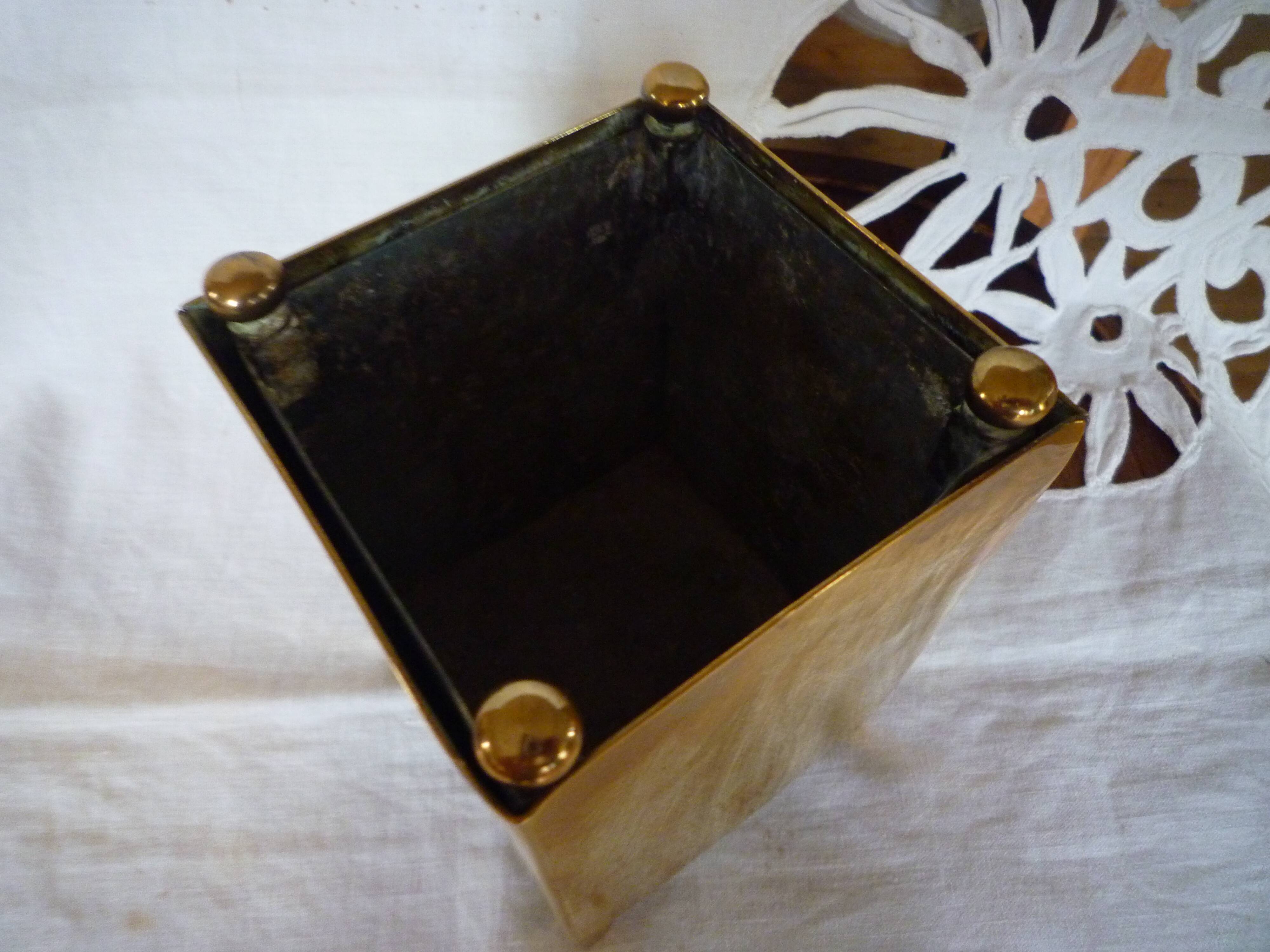 Small Valmazan Brass Planter