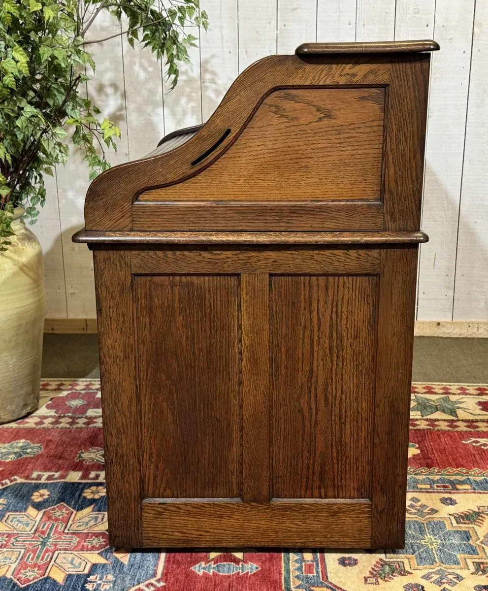 Bureau à cylindre en chêne
