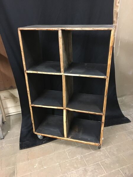 Old shelf in solid wood 1950