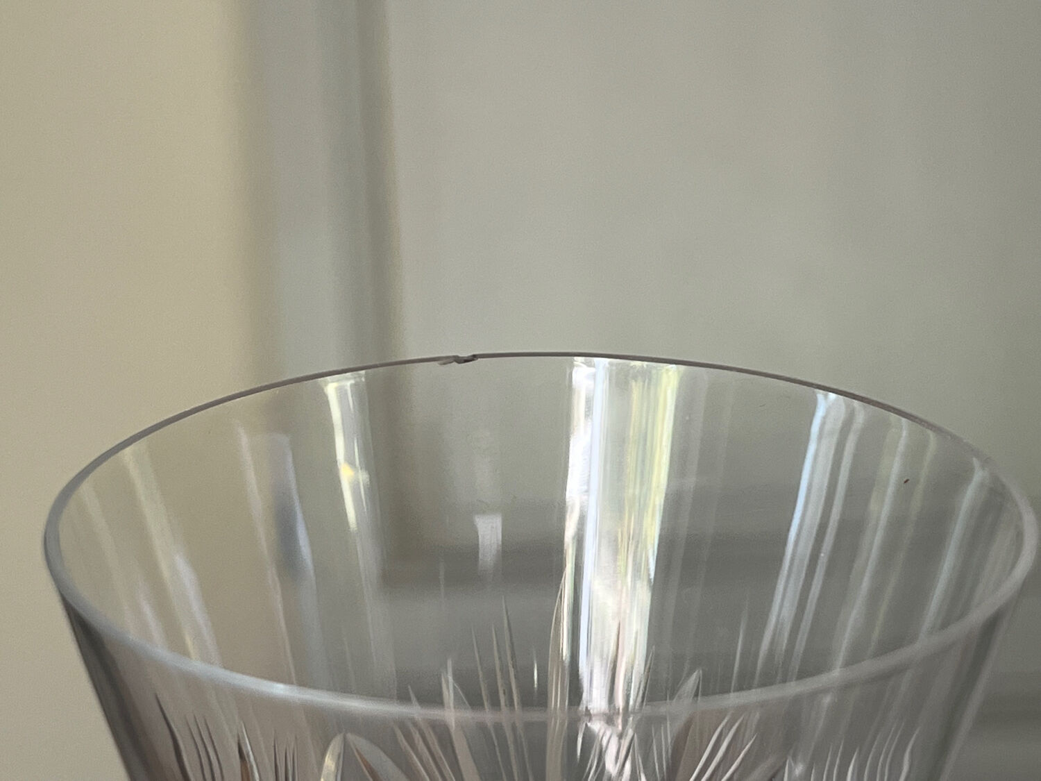 Crystal white wine glasses x6