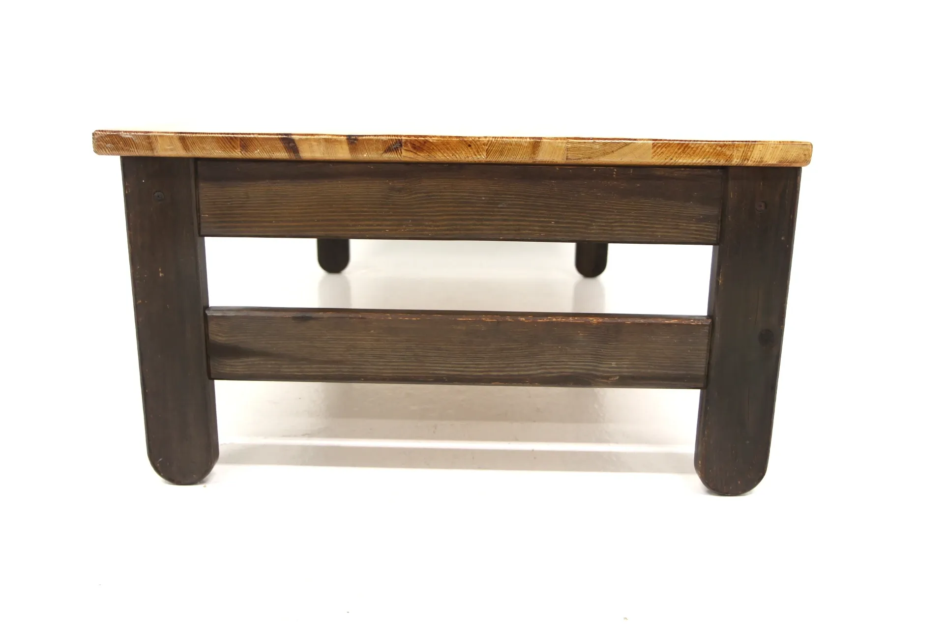 Scandinavian pine coffee table, Sweden, 1970