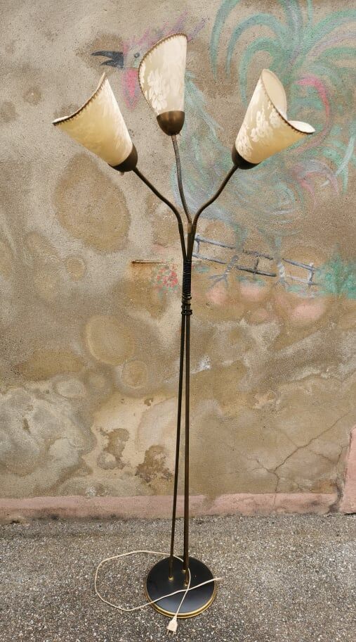 Tulip floor lamp