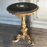 Carved gilded wooden gueridon, tabletop in marble marquetry.