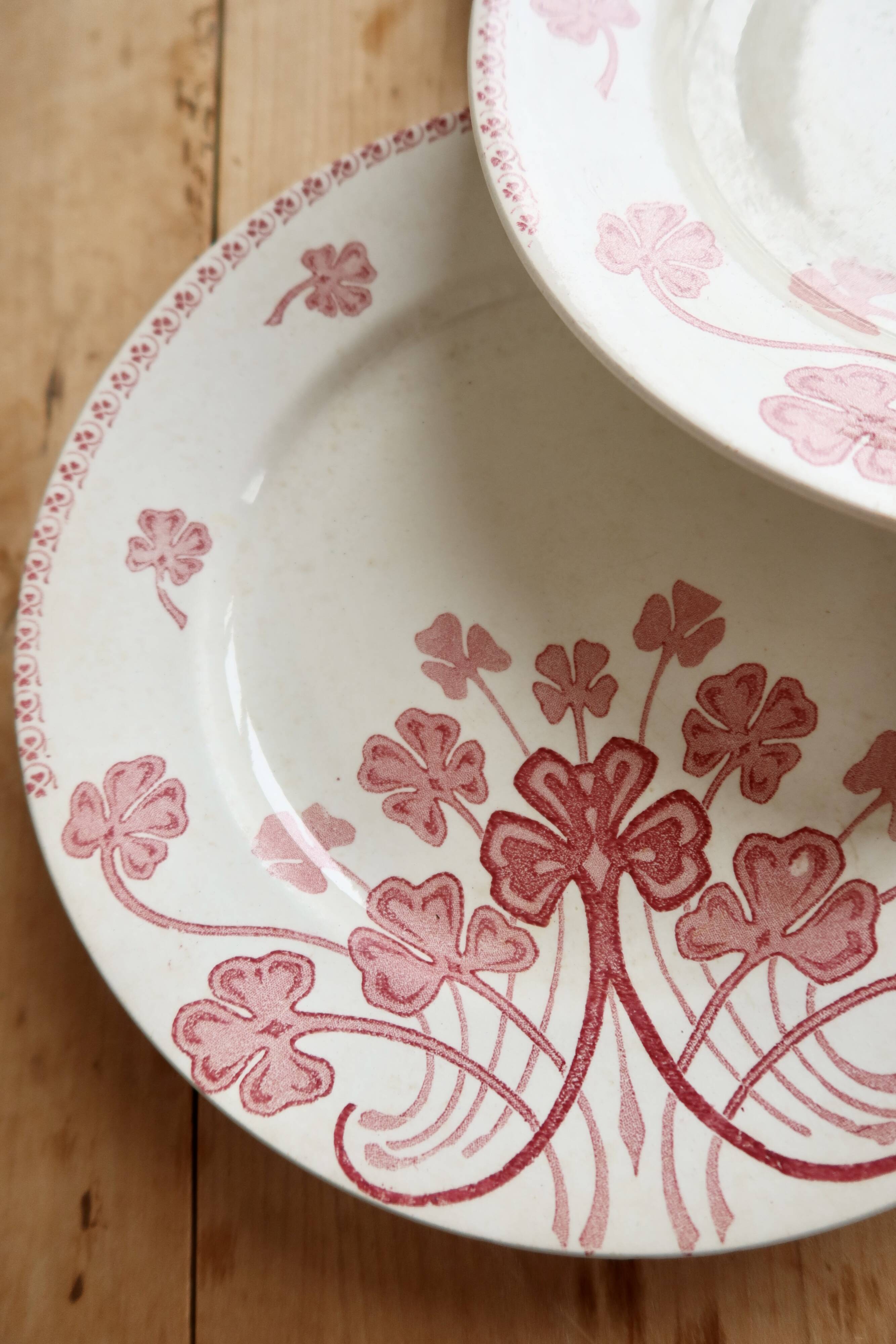 4 flat plates red earthenware Lunéville "Lucien"