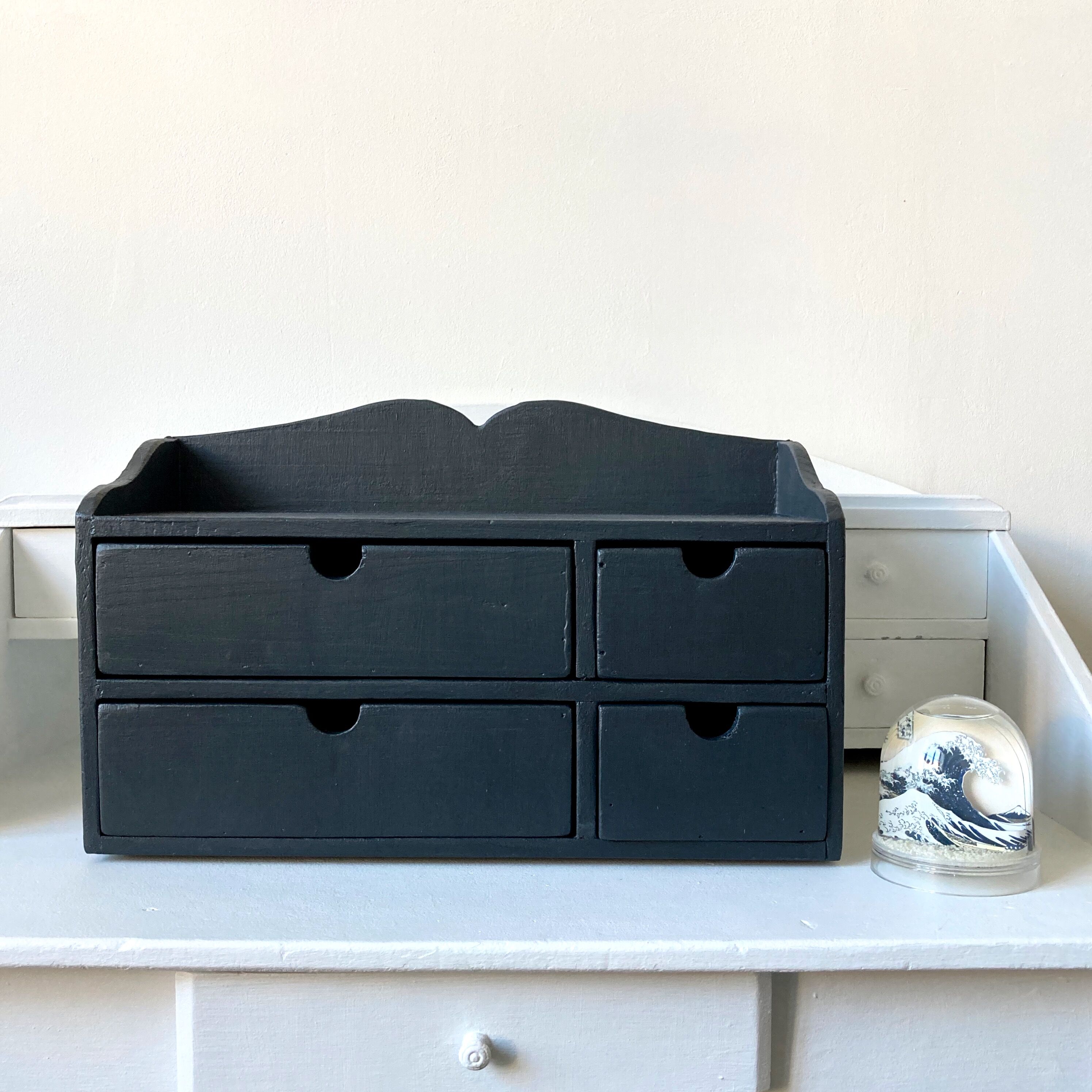 Wall shelf lockers drawers