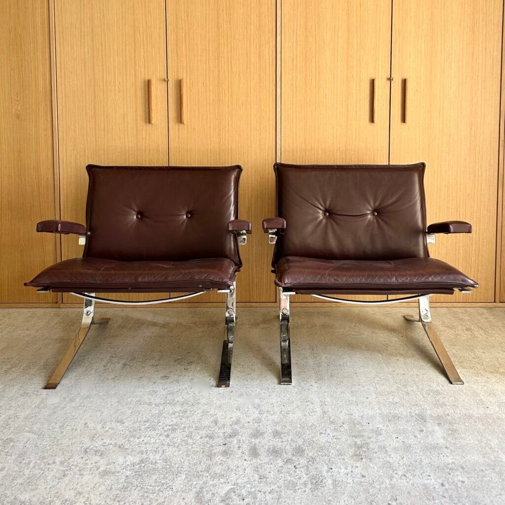 Airborne chairs - Joker -