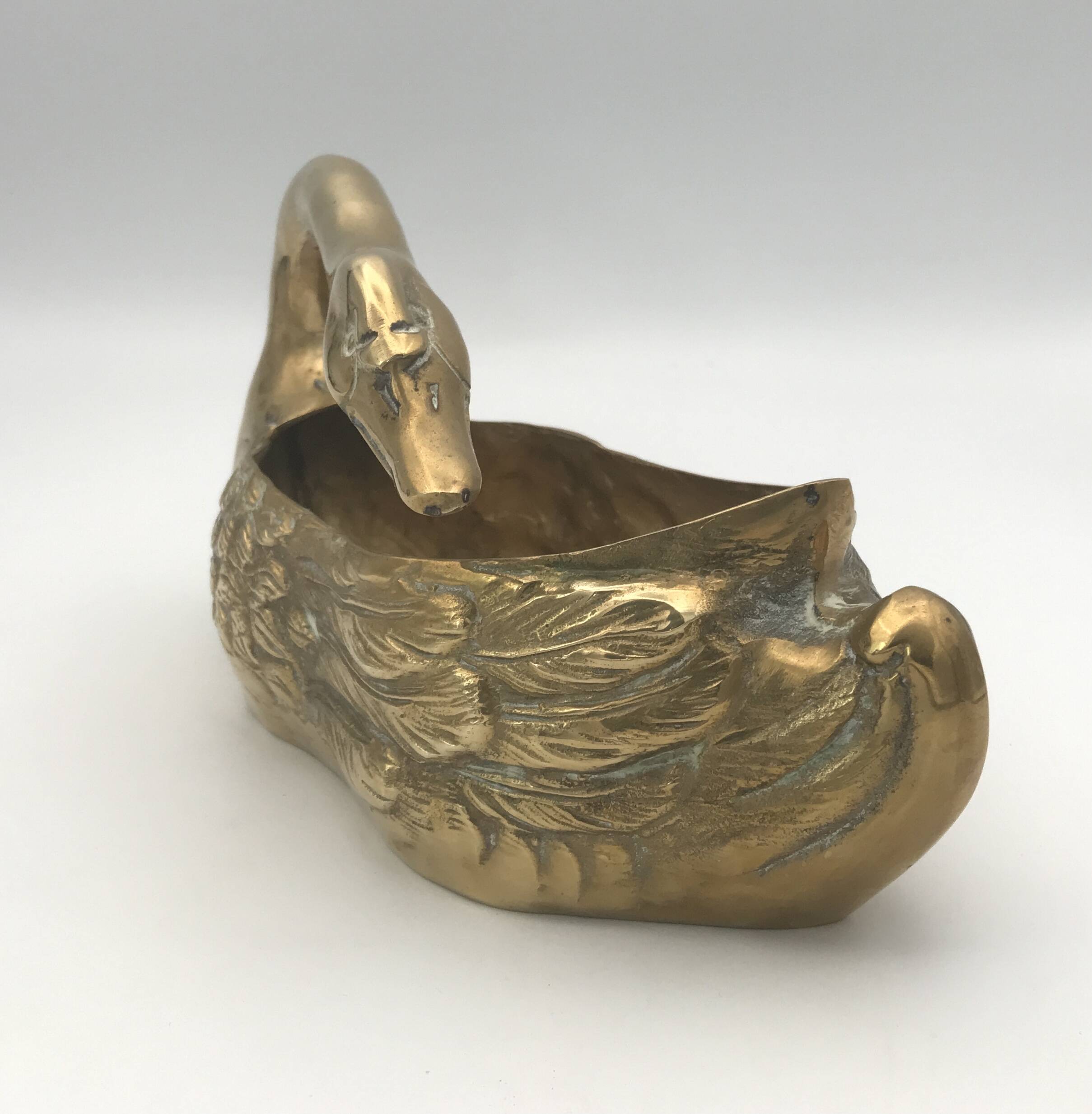 Vintage swan pocket emptier cachepot in gilded brass