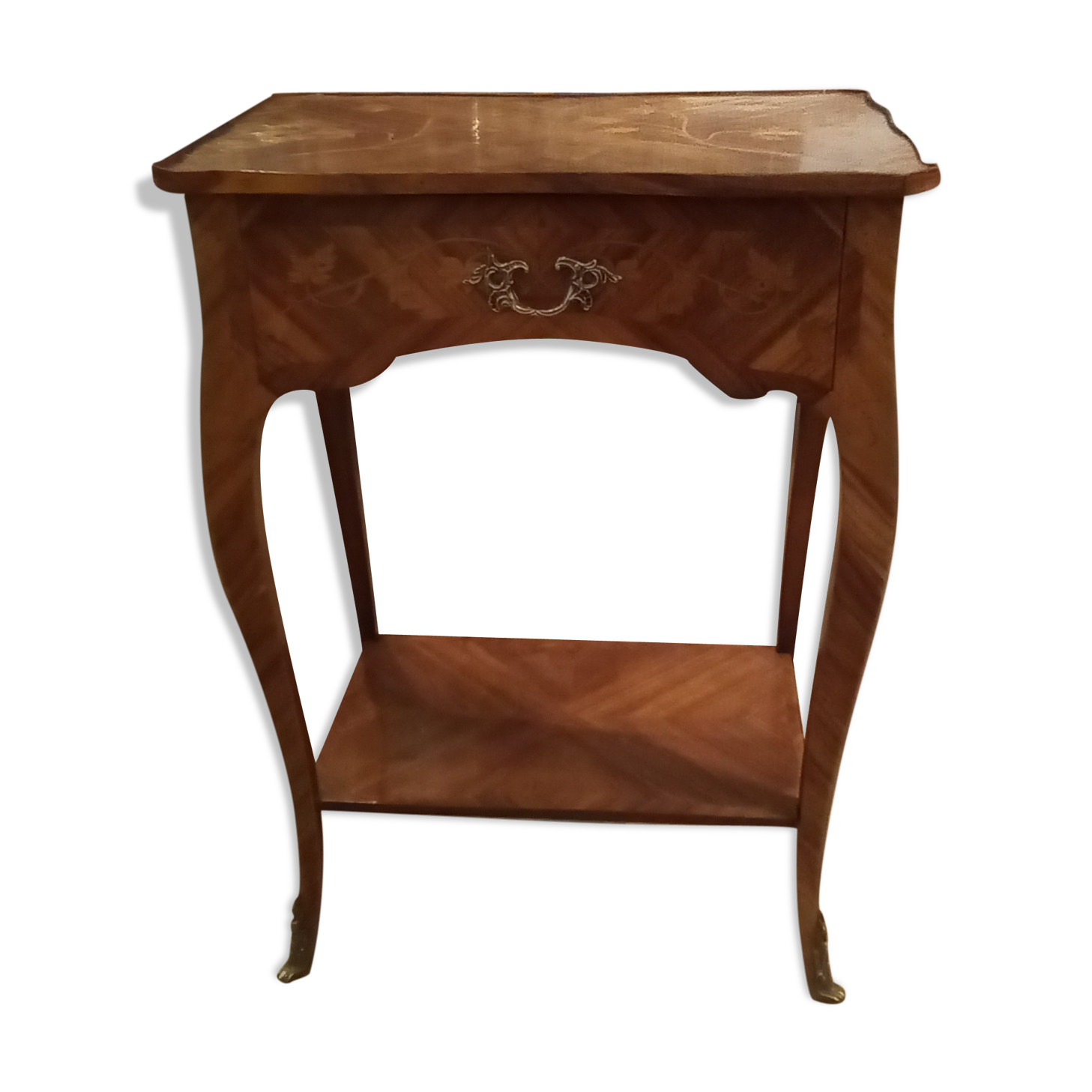 Louis XV-style lounge table