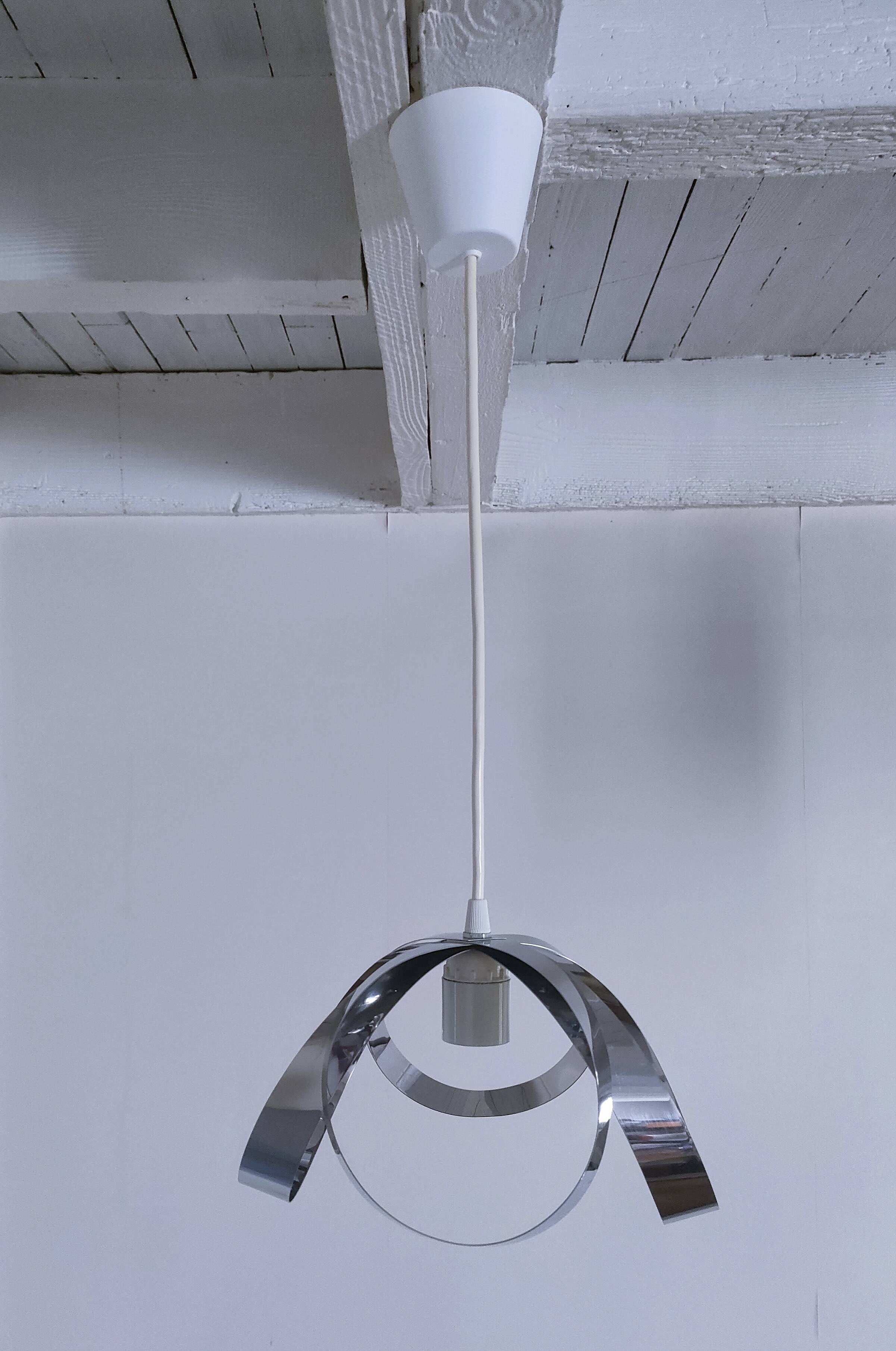 Suspension fleur inox années 70