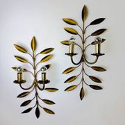Pair of floral gilded Florentine wall sconces, large mid-century design, Italy 1960s
