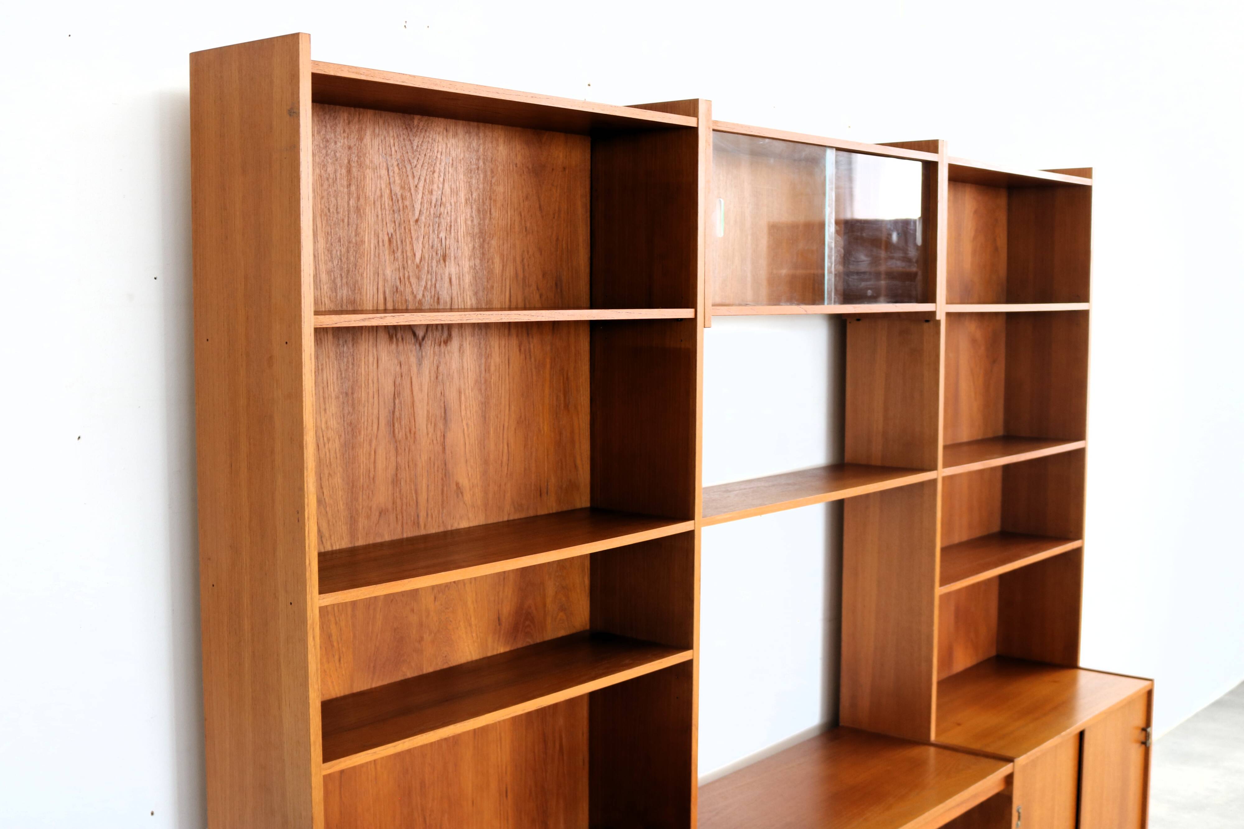 Vintage wall unit | bookcase | 1960s | teak
