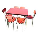 7 chaises en formica bleues et rouges