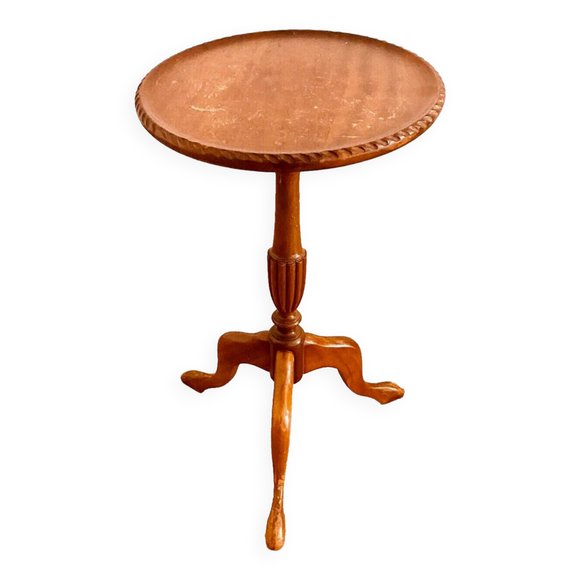 Tripod pedestal table in 20th century stained beech