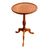 Tripod pedestal table in 20th century stained beech