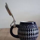 Beer mug with tin lid