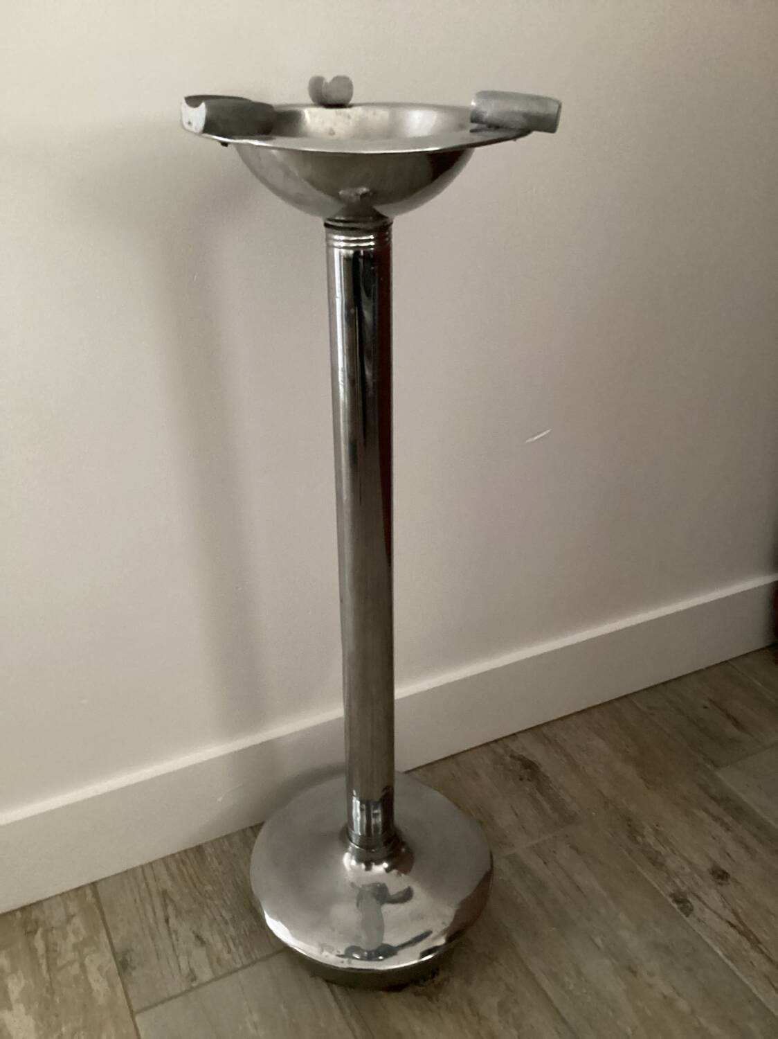 Art Deco ashtray on foot