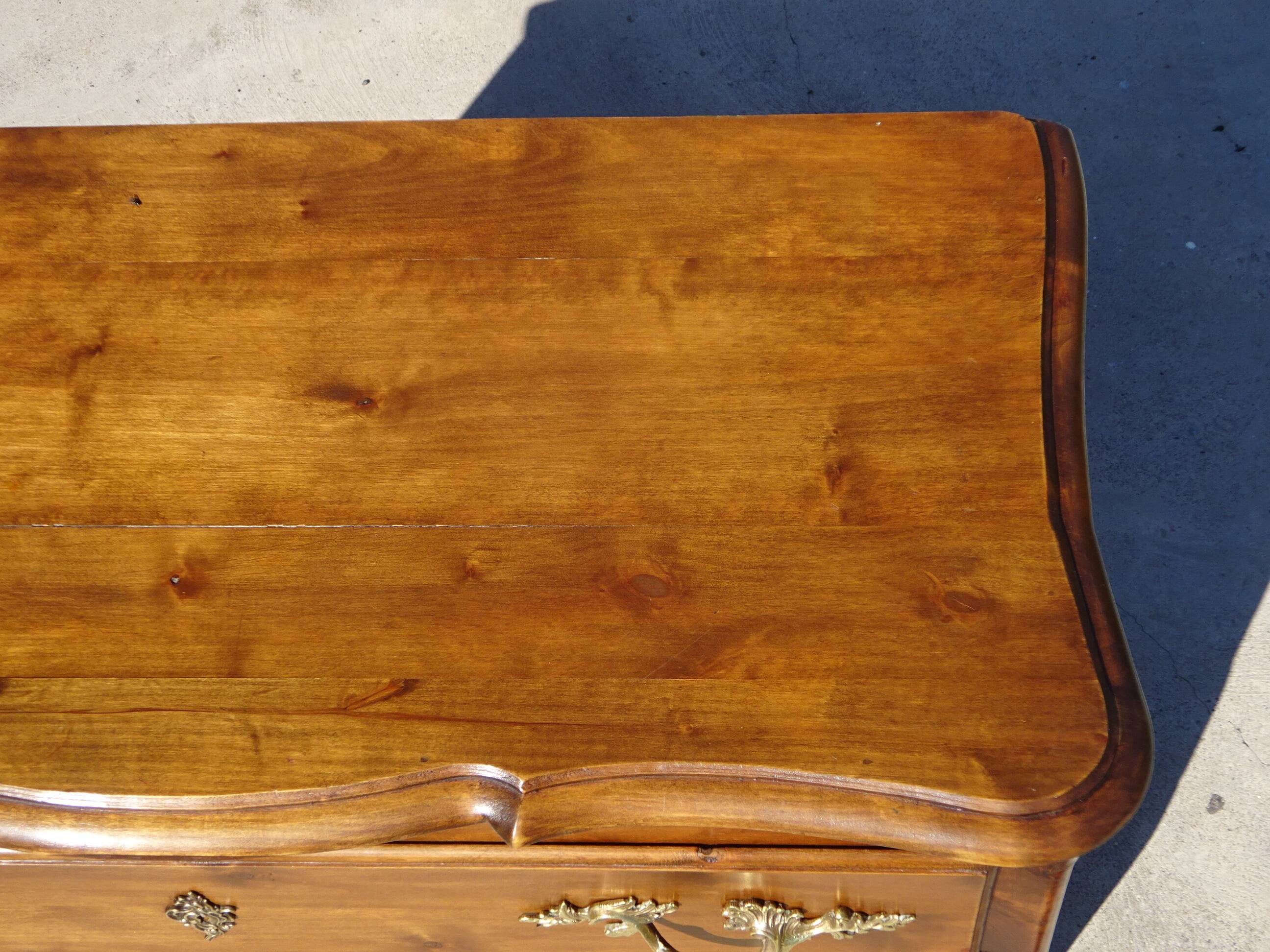 Small Louis XV chest of drawers