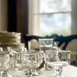 5 bubble glass cups.