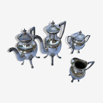 Coffee and tea service