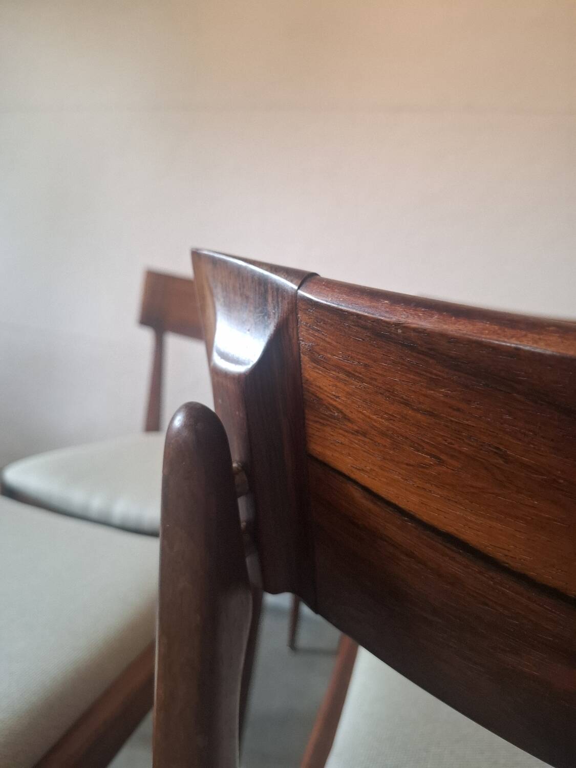 4 chaises awa louis van teeffelen