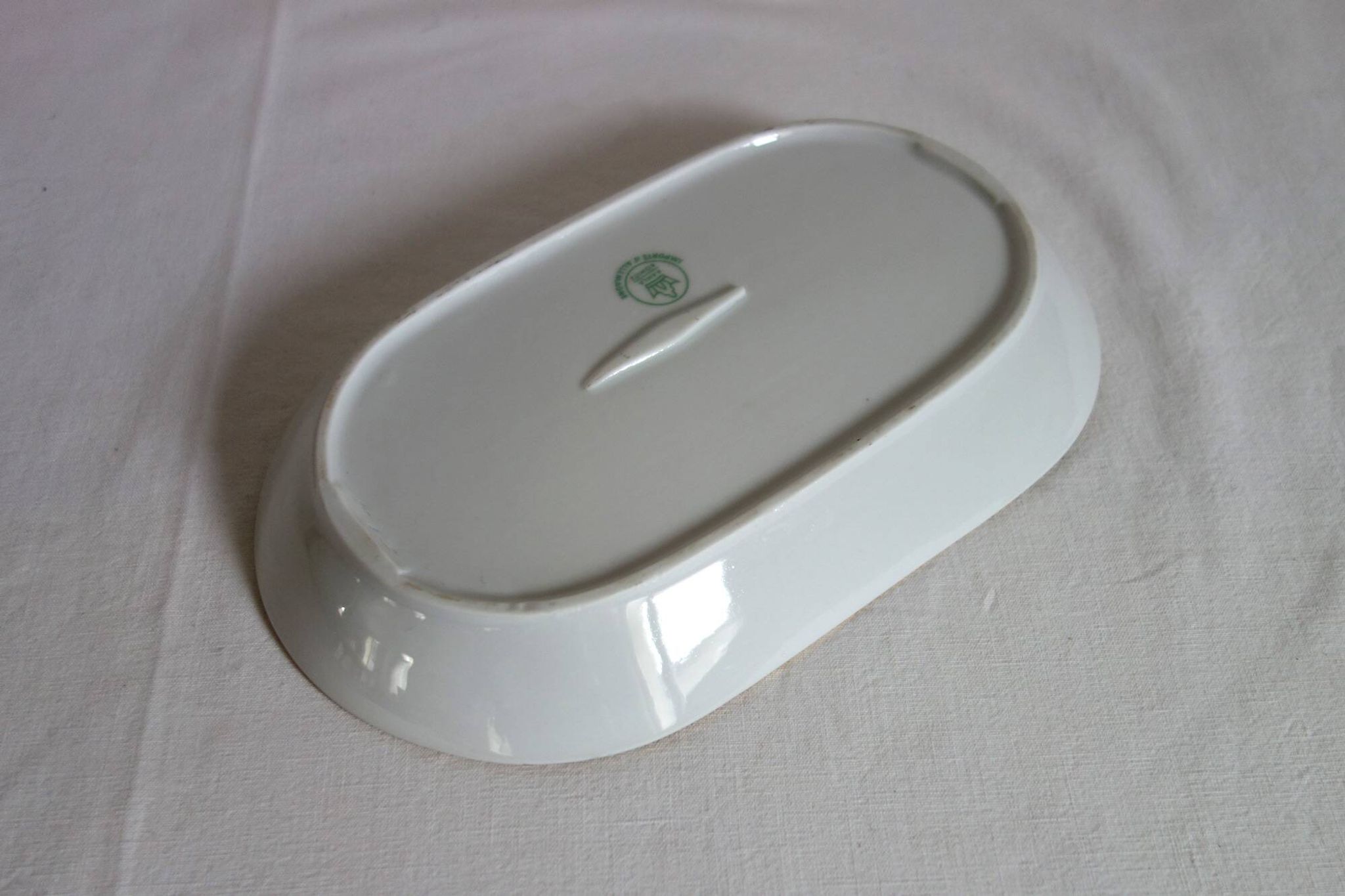 Set of 3 German Kahla Konotz porcelain serving dishes, vintage