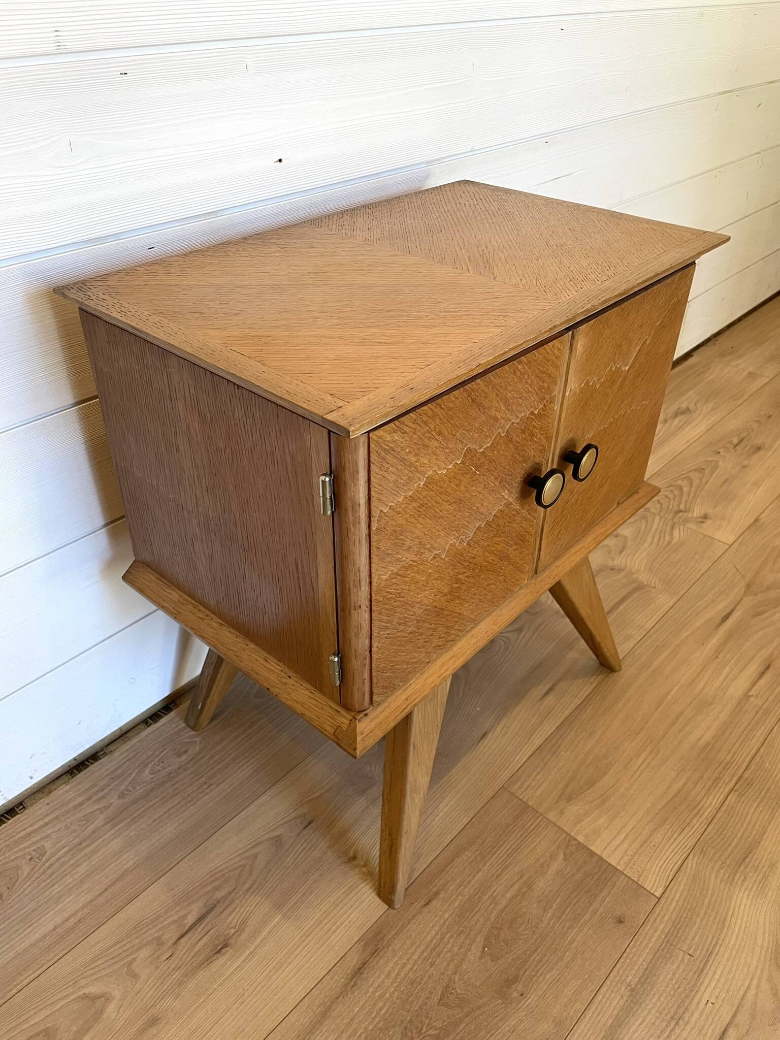 Vintage 1950s Nightstand – Compass Legs & Fluted Front