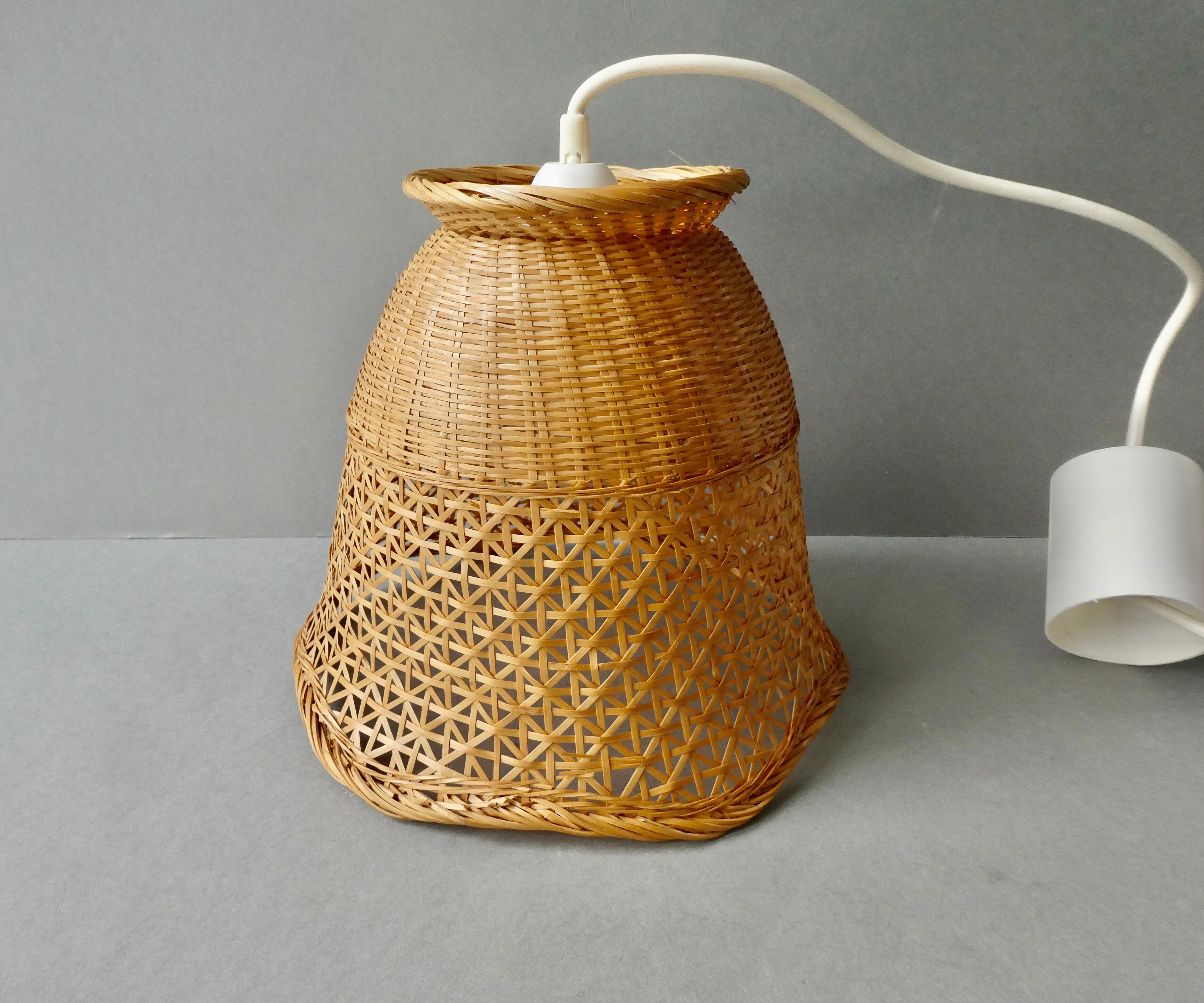 Woven wicker suspension, 70s