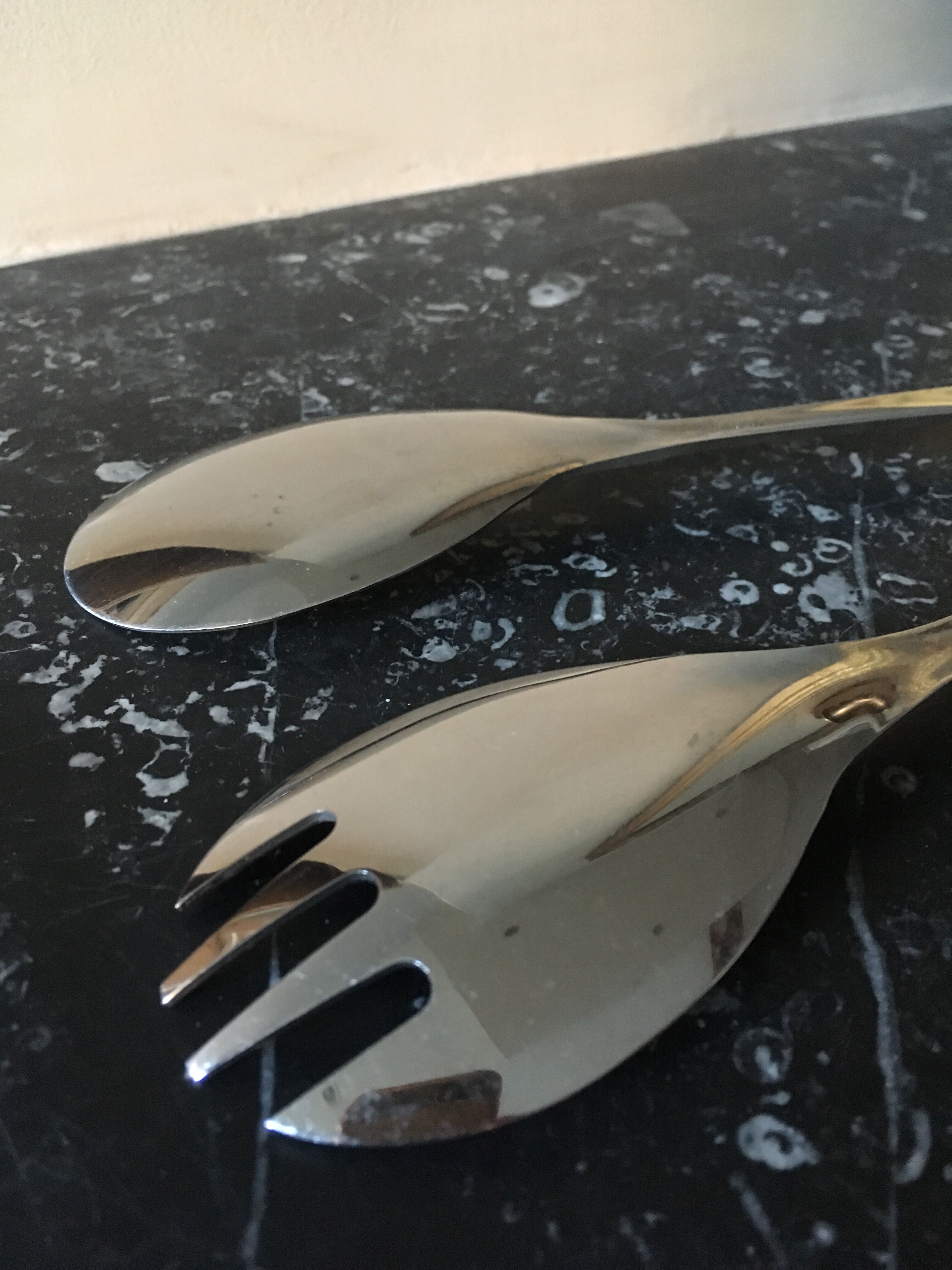 Guy Degrenne salad cutlery in stainless steel and bakelite
