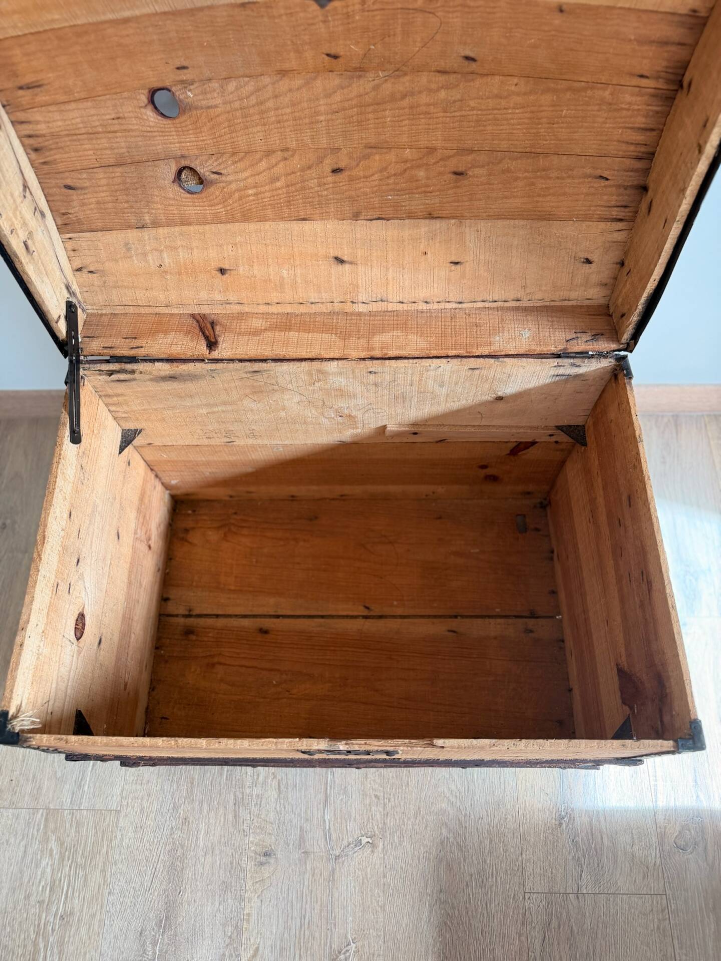 Malle vintage en bois