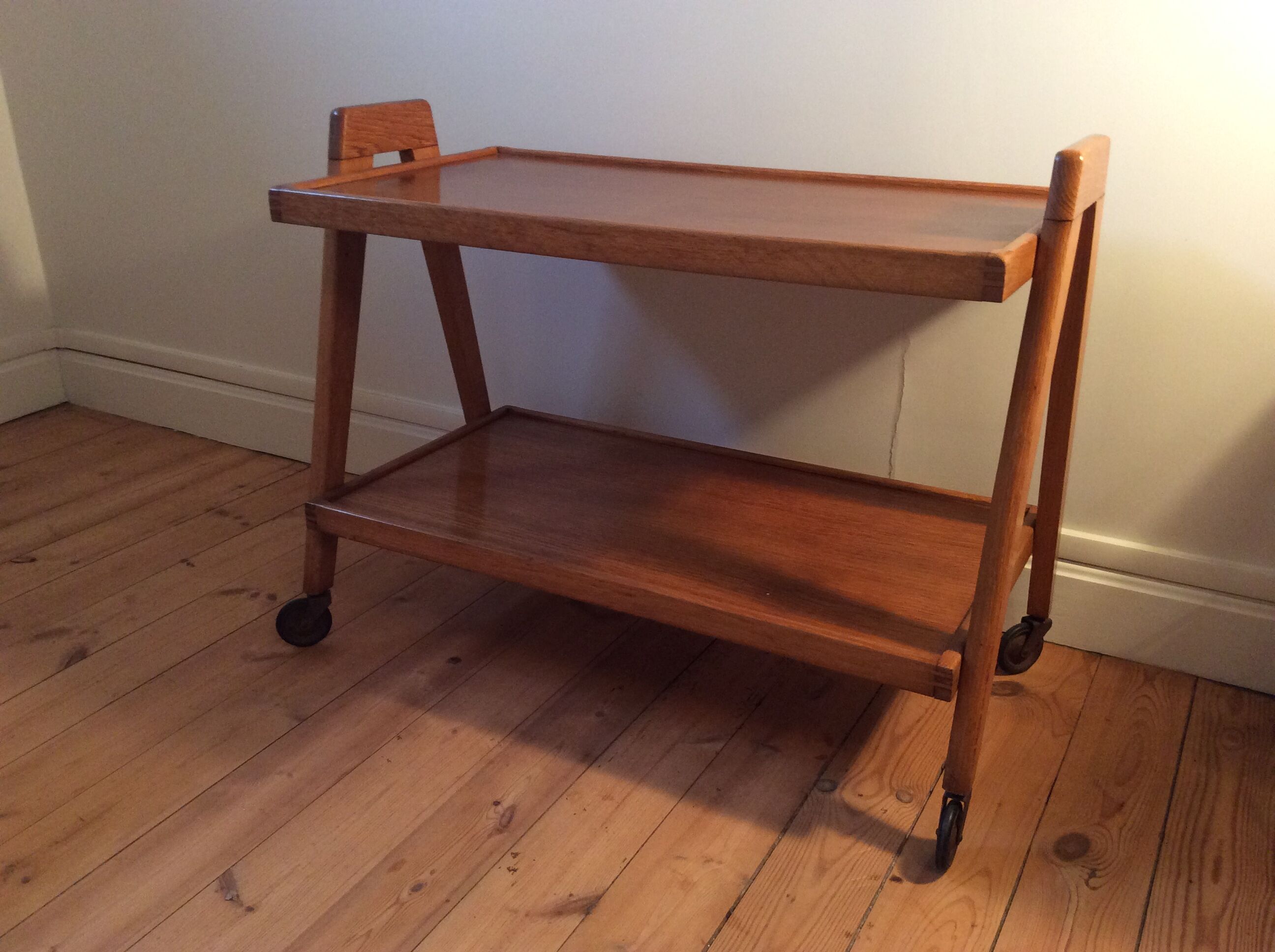 Service or table low vintage