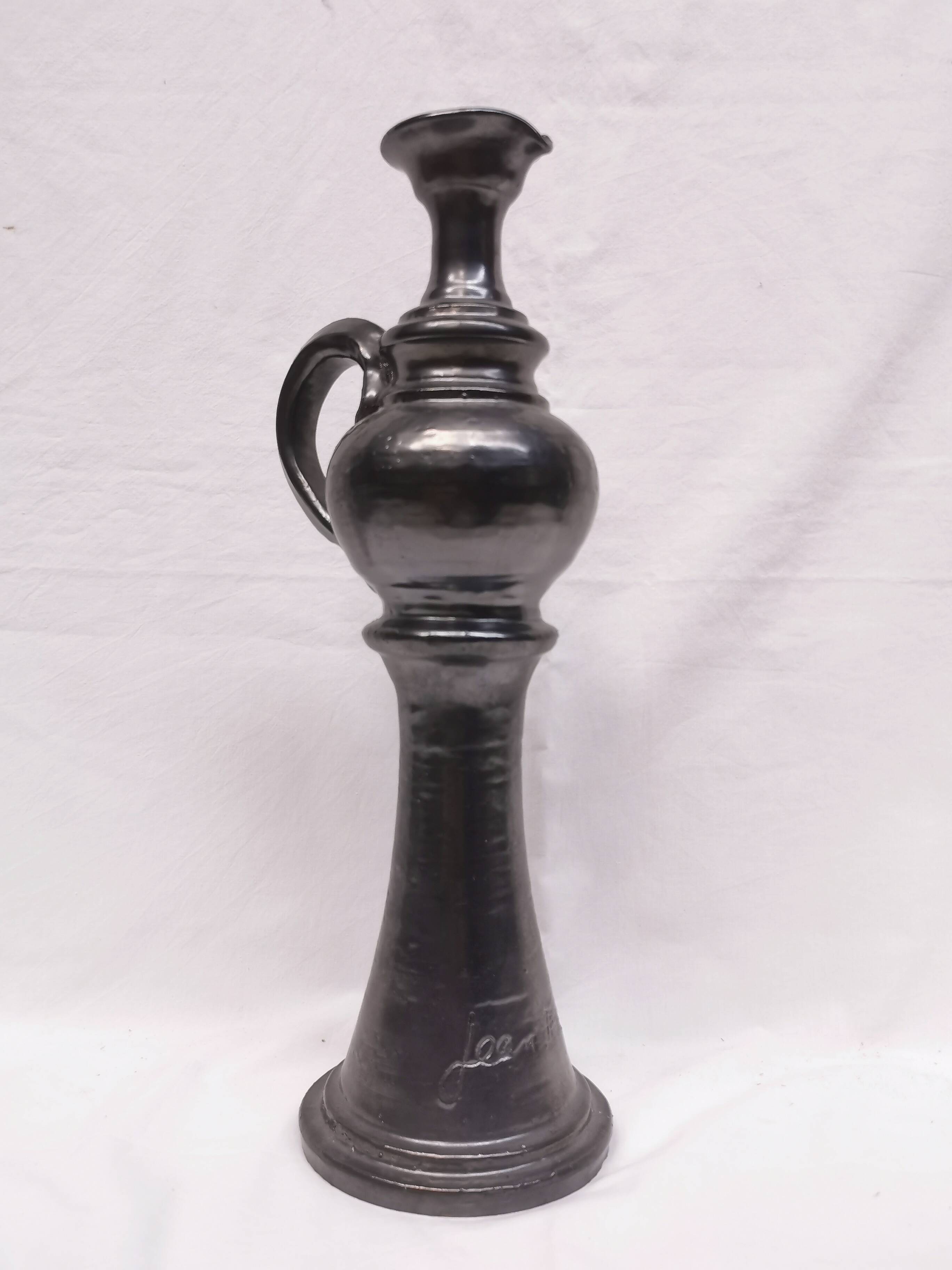 Grande aiguière / bougeoir, vase . céramique signée jean marais