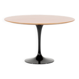 Wooden "Tulip" table by Eero Saarinen for Knoll Studio, USA 1958.
