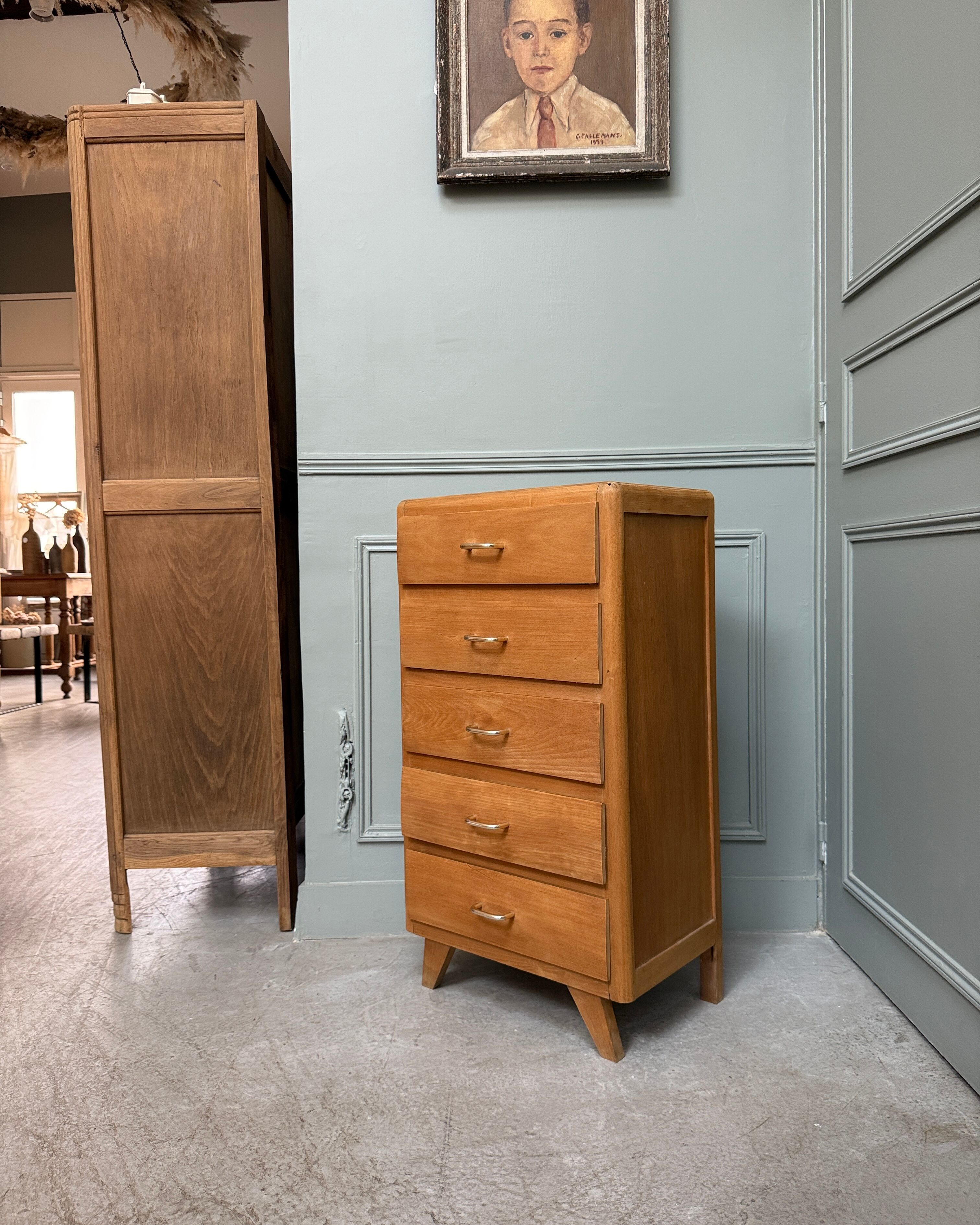 Commode vintage à 5 tiroirs (rénovée)