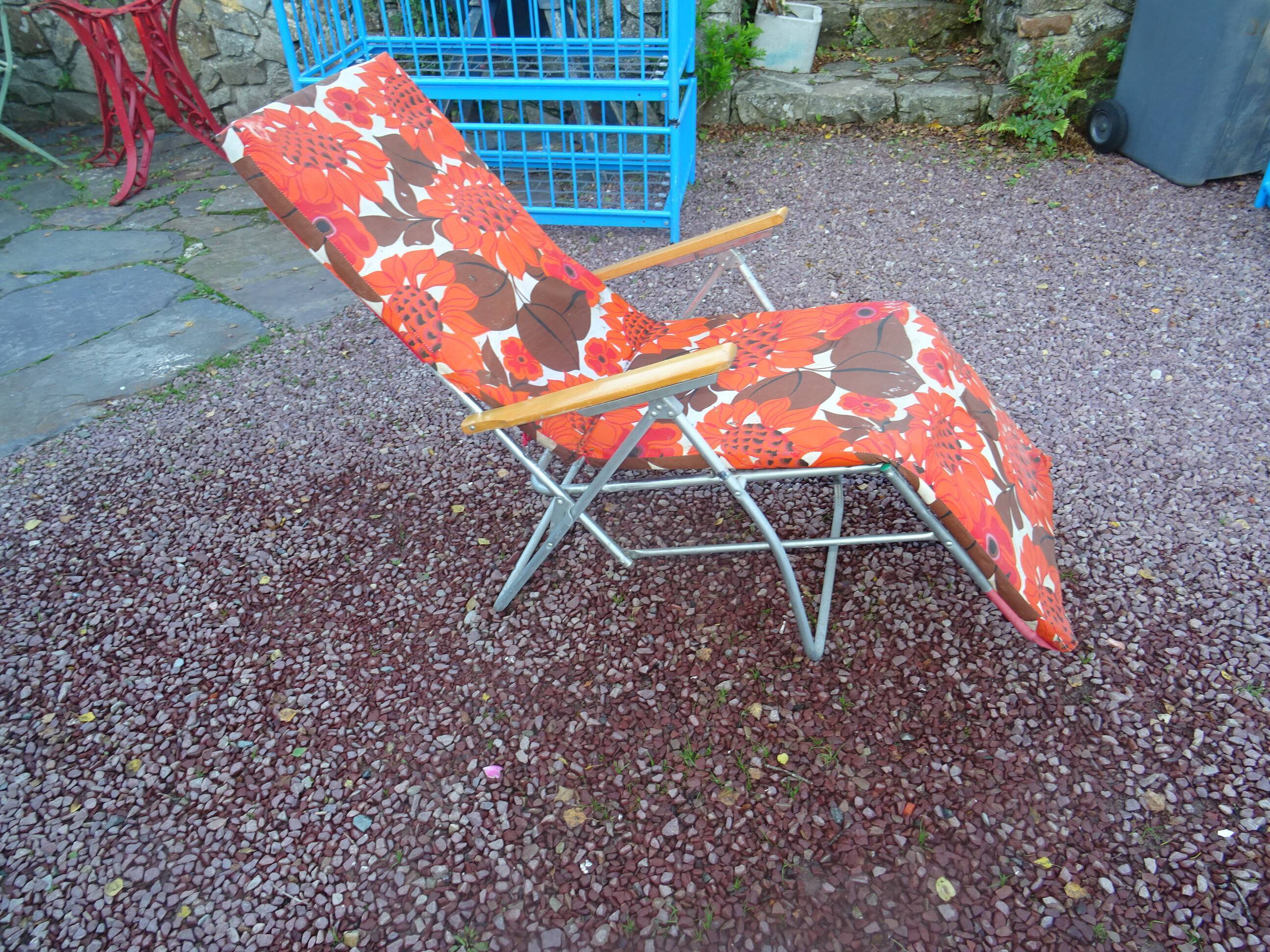 1970s lounge chair