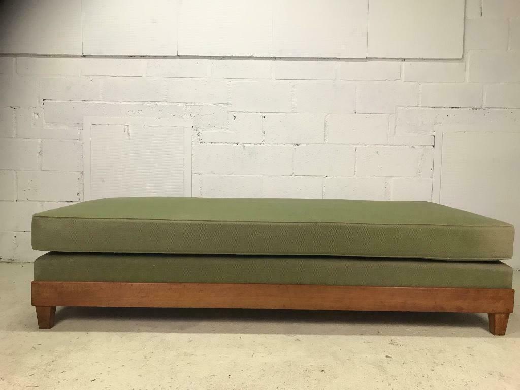 vintage daybed/bed/seat