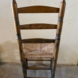 Ancienne chaise en bois tourné et empaillée