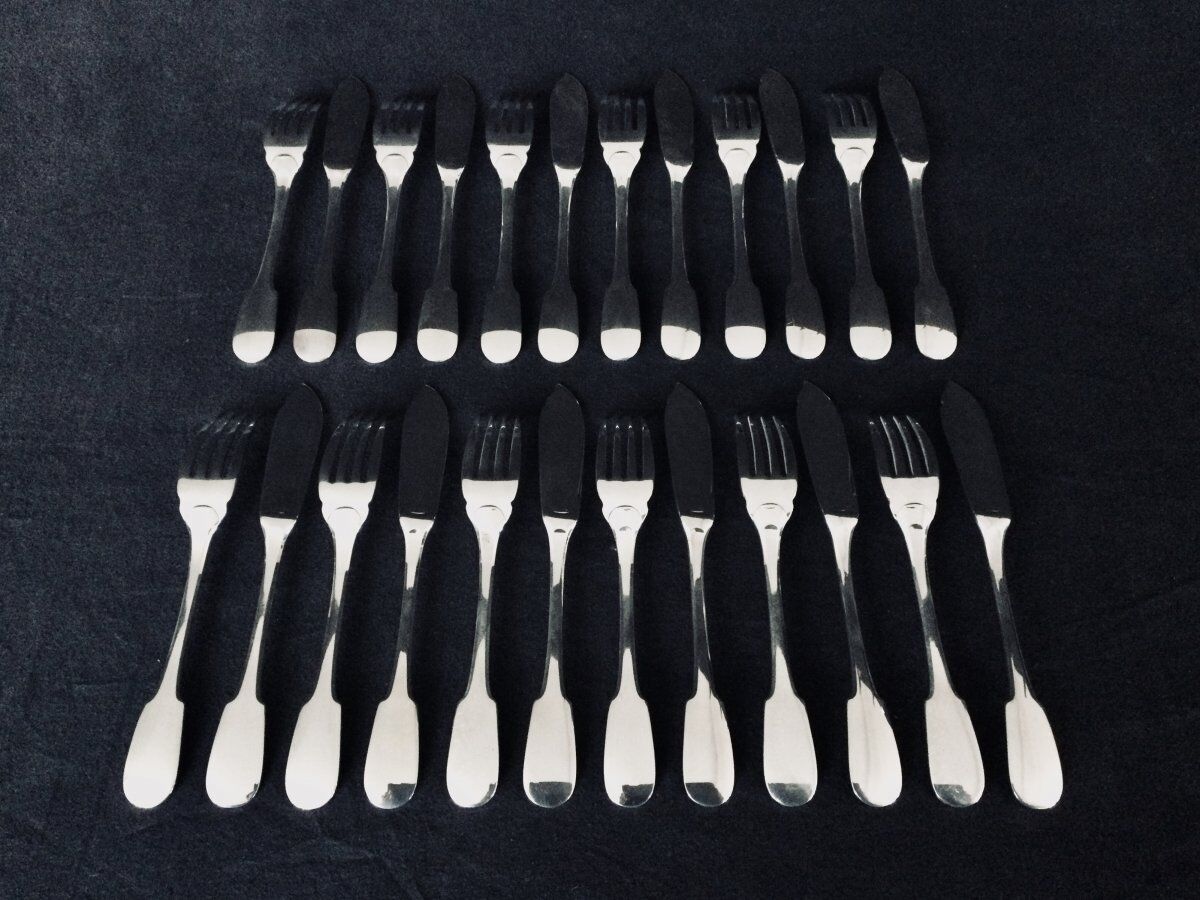 12 Christofle Fish Cutlery Model Cluny