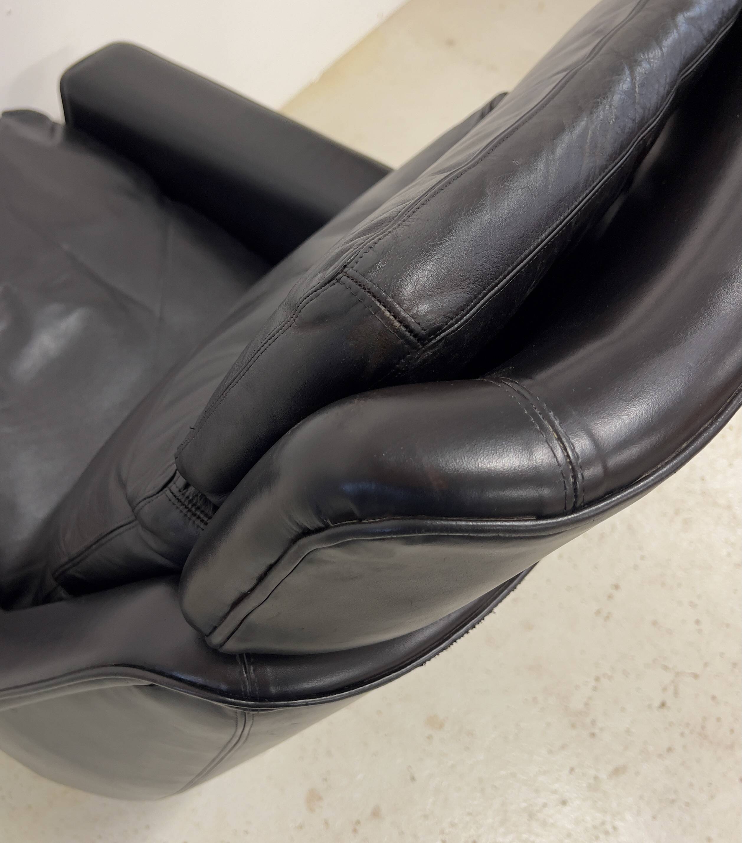 Danish Swivel Armchair Model 802 by Werner Langenfeld for Esa, 1970s