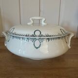 Old soup tureen, Saint-Amand