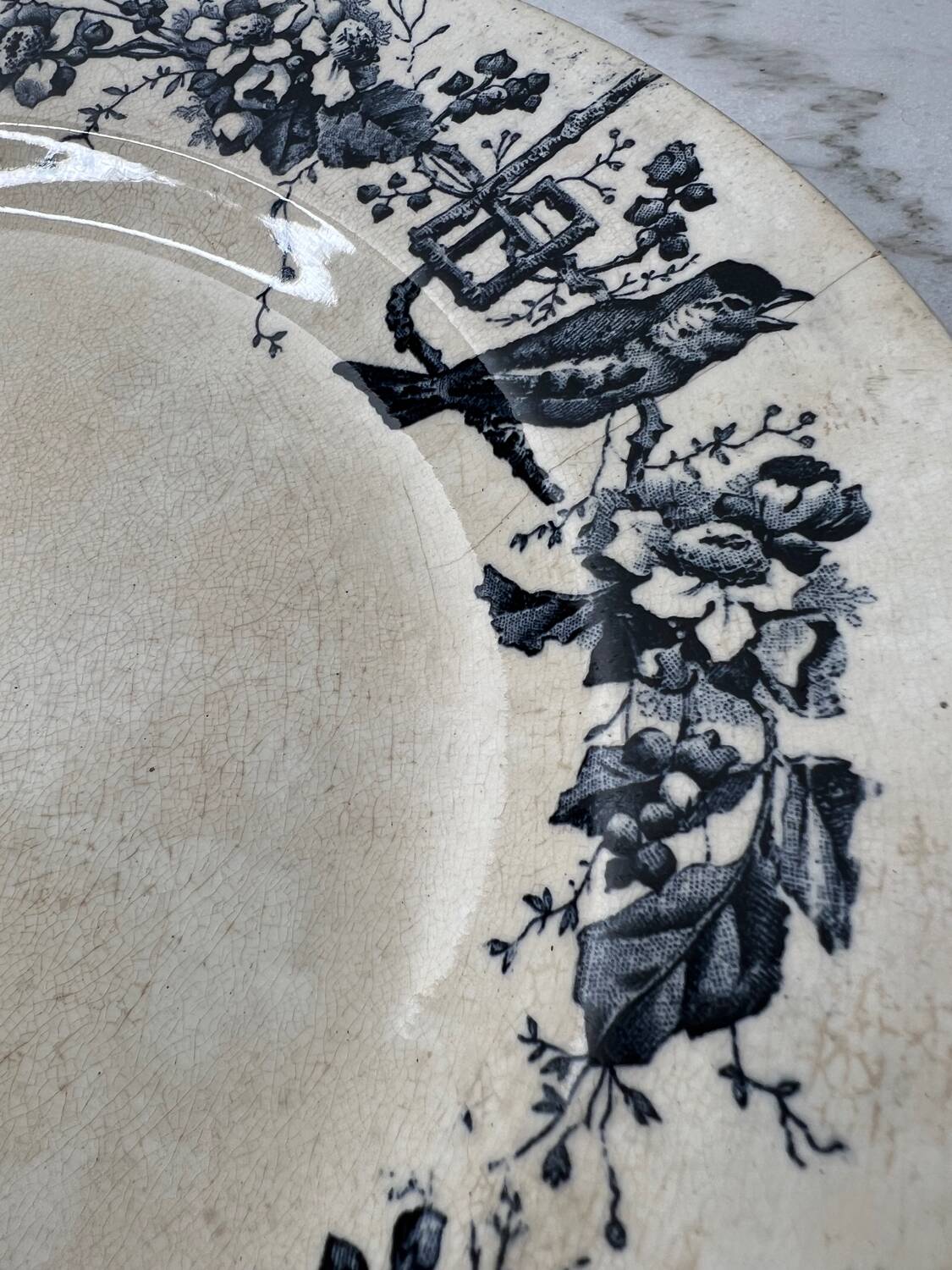 Large flat plate E. Bourgeois