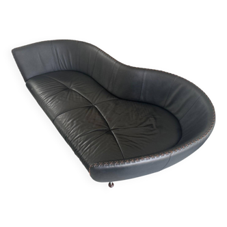 DS102 sofa