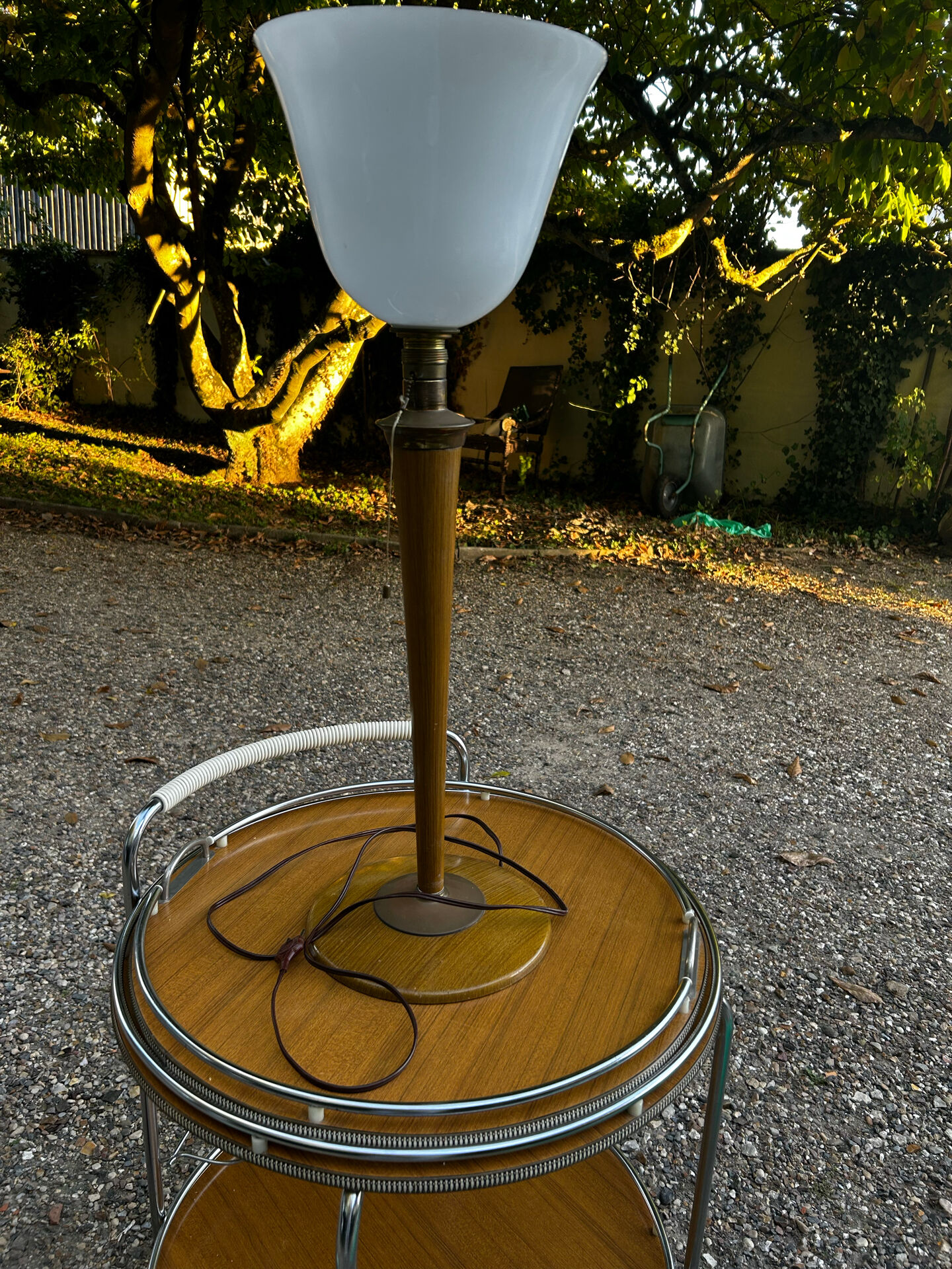 Vintage Mazda lamp from the 1940s.