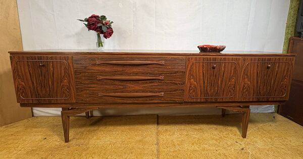 Buffet rétro des années 50 par Beautility, vers 1960, design danois.