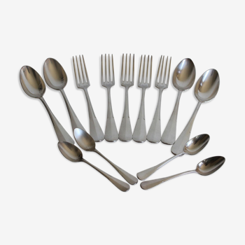 Uniplat monogrammed Christofle 5 Forks 4 large and small spoons